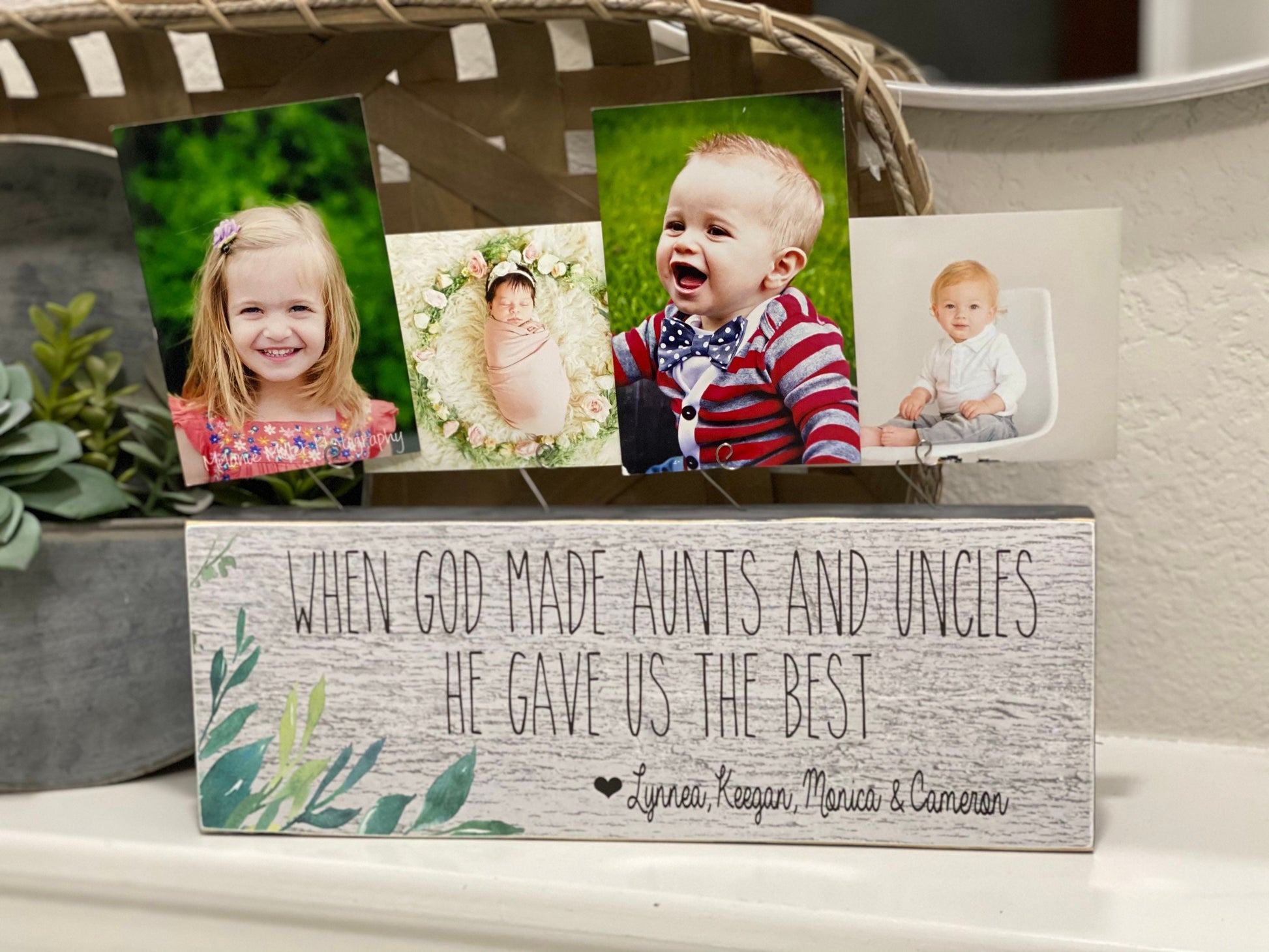 Aunt & Uncle Gift Personalized Picture Frame Board For Aunt And Uncle Gift For Brother and Sister From Niece and Nephew