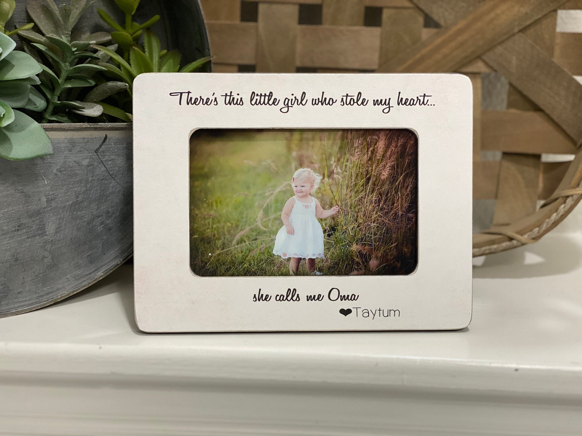 Personalized Oma or Mimi Frame – Gift for Grandma from Grandkids – Custom 4x6 Picture Frame Keepsake for Mother’s Day or Birthday